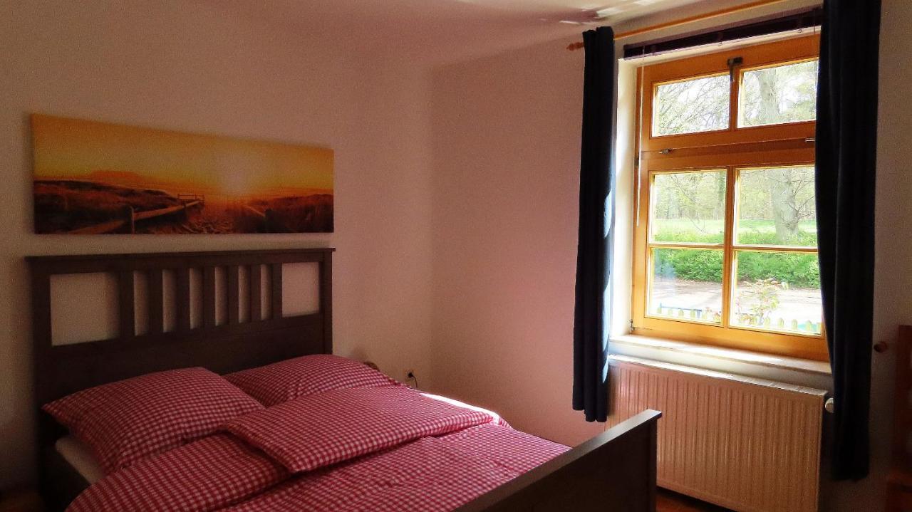 Ferienwohnung "Specker Krug" Kargow 外观 照片